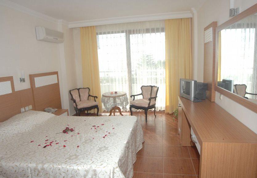 Ideal Beach Hotel Kargicak  Esterno foto
